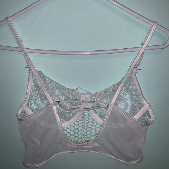 NWOT White Lace Bralette - Picture 6 of 6